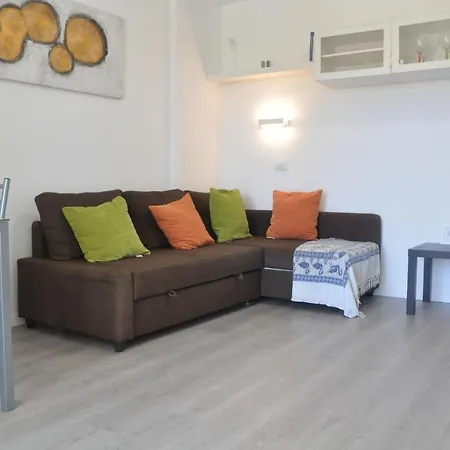 1210 In Area Apartment