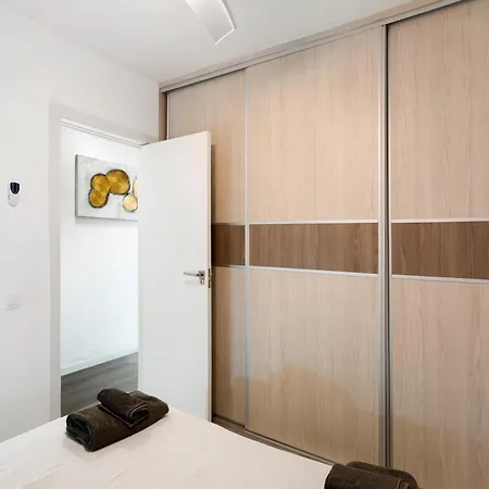 1210 In Area アパート *