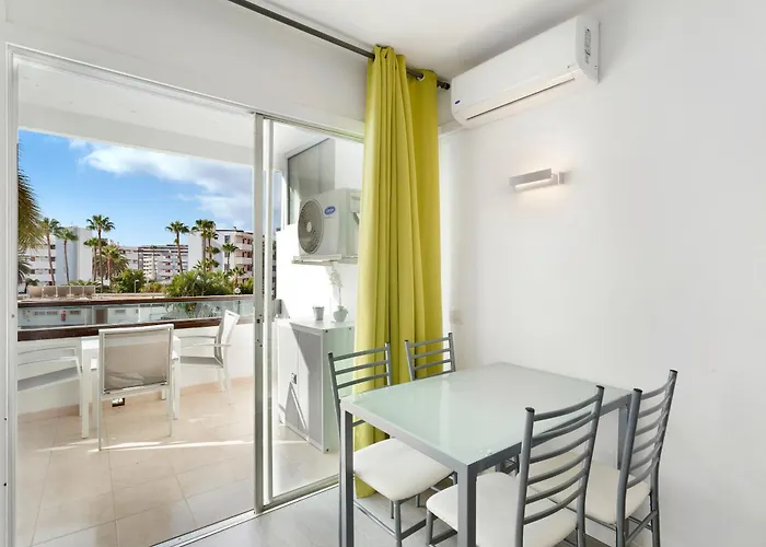 1210 In Area Apartment *