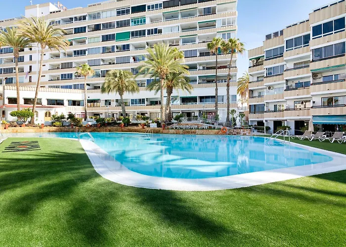 1210 In Area Apartment *